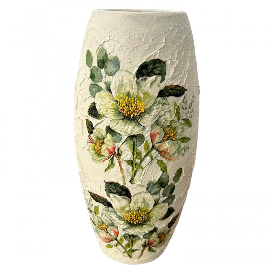 Vaza ceramica alba texturata, buchet de flori